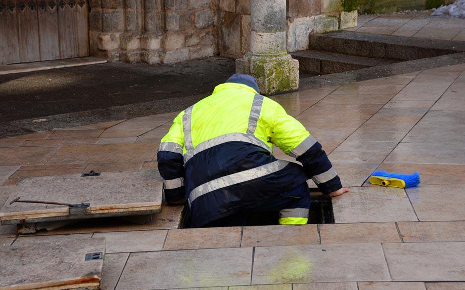 débouchage canalisations Évry